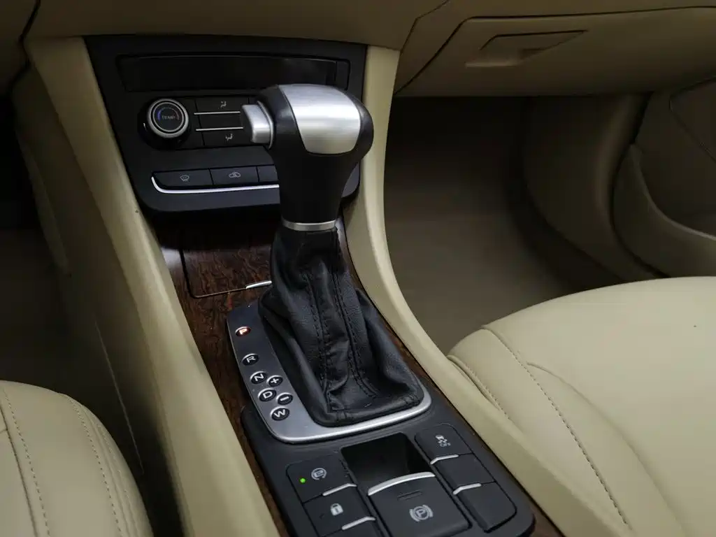 Roewe 550 — миниатюра 13
