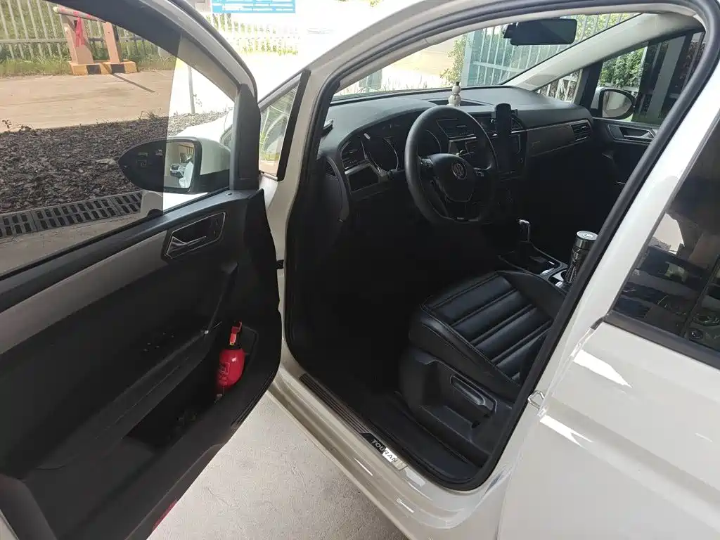Volkswagen Touran — миниатюра 13