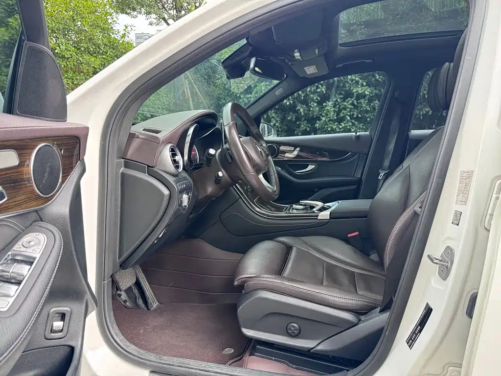 Mercedes-Benz GLC — миниатюра 9