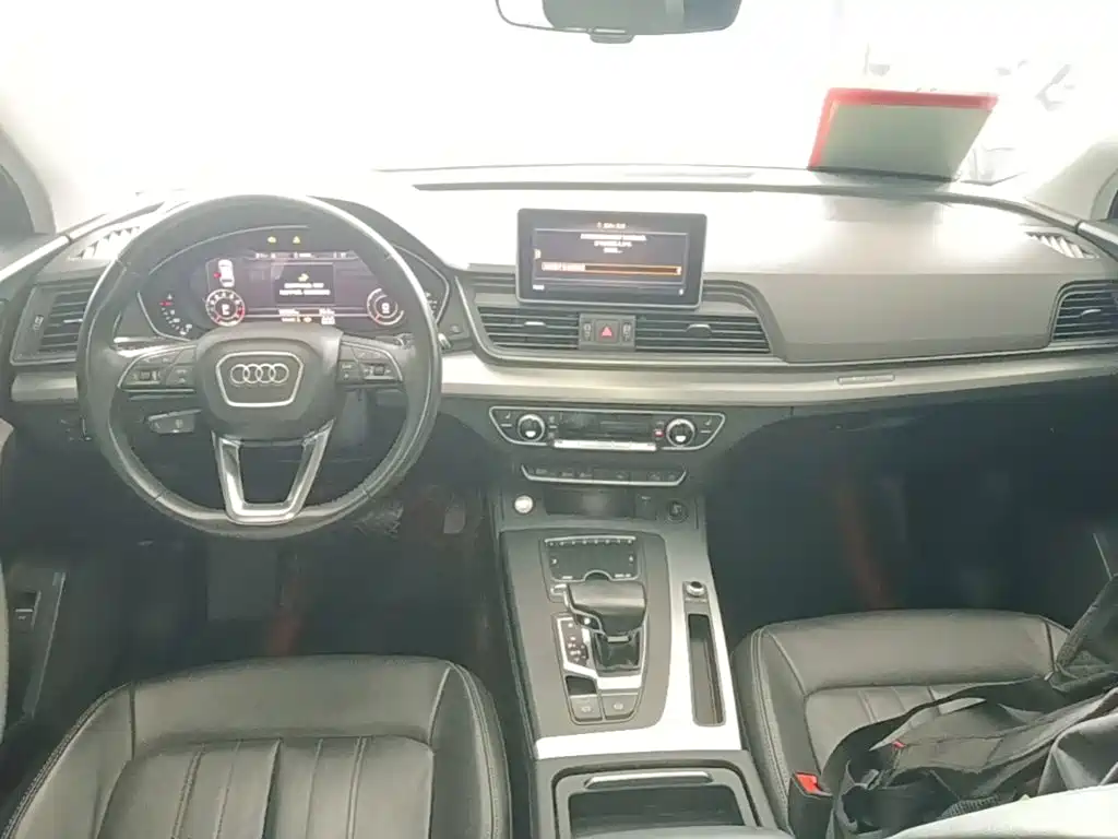 Audi Q5L — миниатюра 10