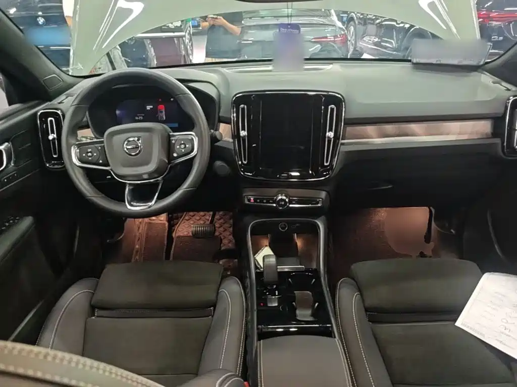 Volvo C40 — миниатюра 10