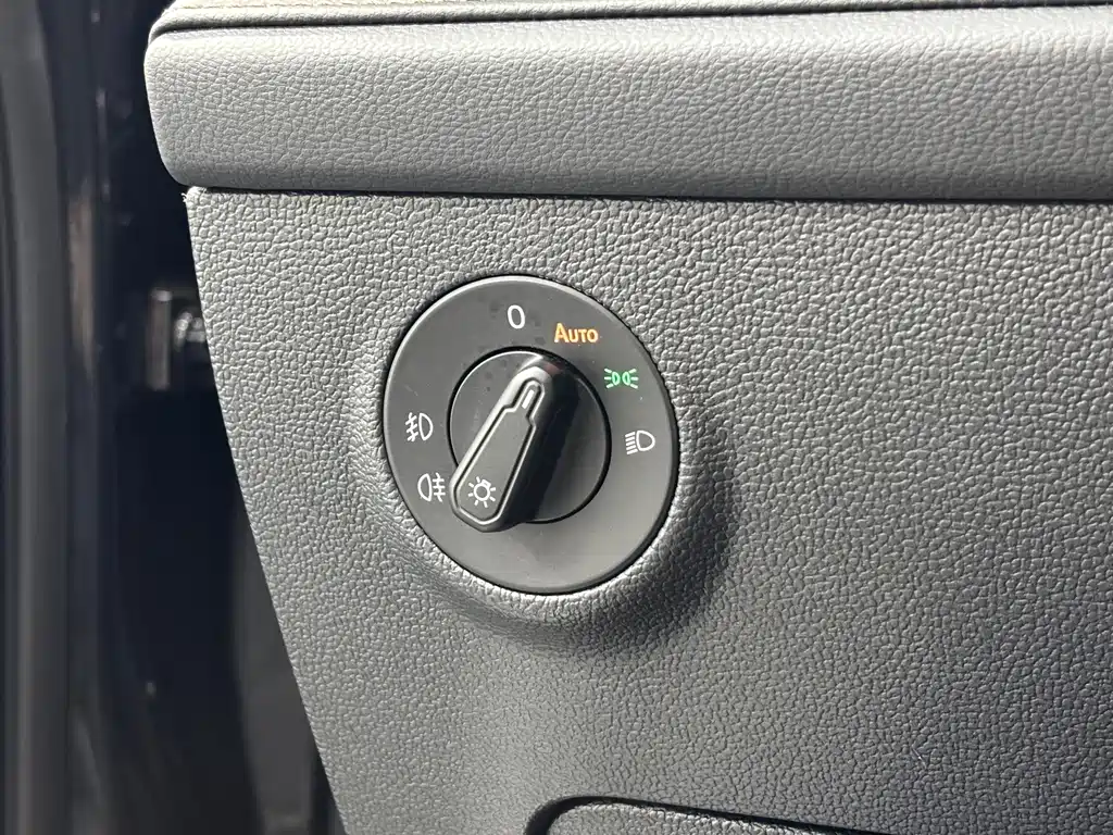 Volkswagen Tharu — миниатюра 14