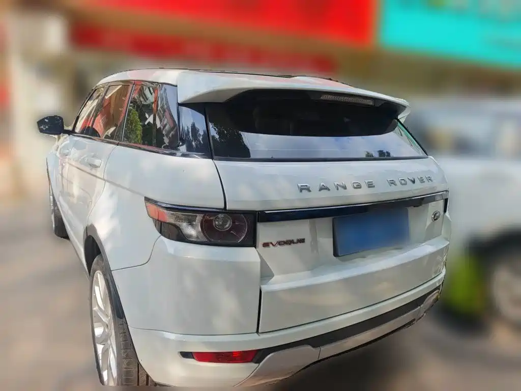 Land Rover Evoque (Import) — миниатюра 25