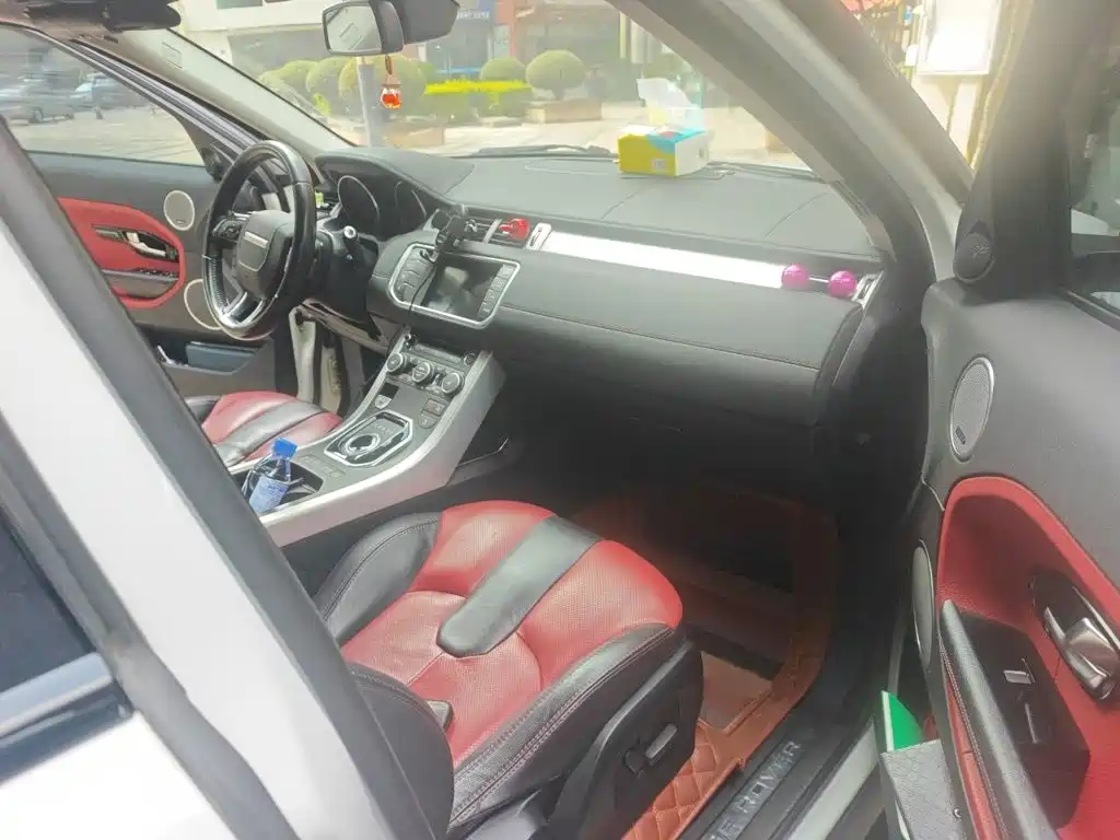 Land Rover Evoque (Import) — миниатюра 18