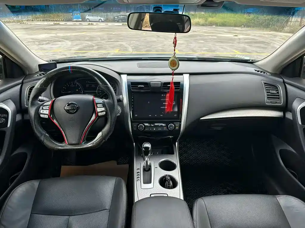 Nissan Teana — миниатюра 5