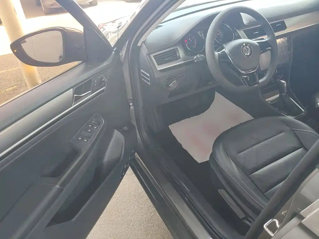 Volkswagen Bora — миниатюра 16