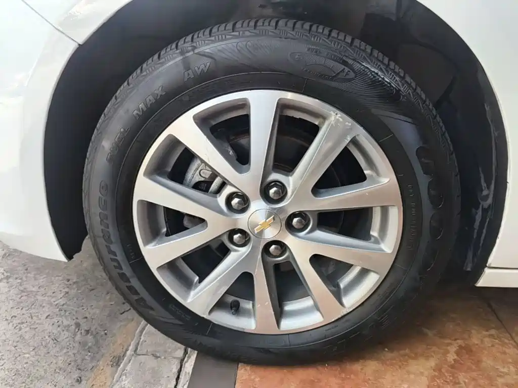 Chevrolet Malibu — миниатюра 23