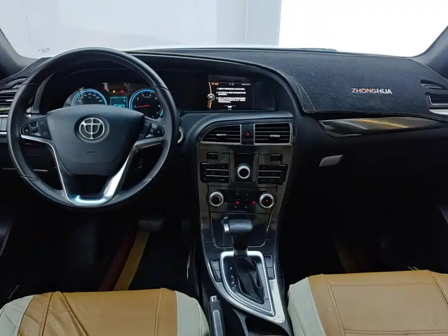 Zhonghua V5 — миниатюра 12