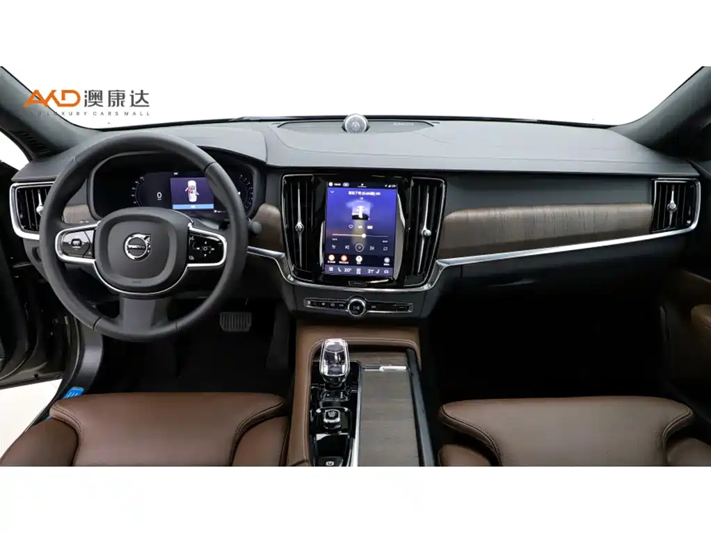 Volvo S90 — миниатюра 5