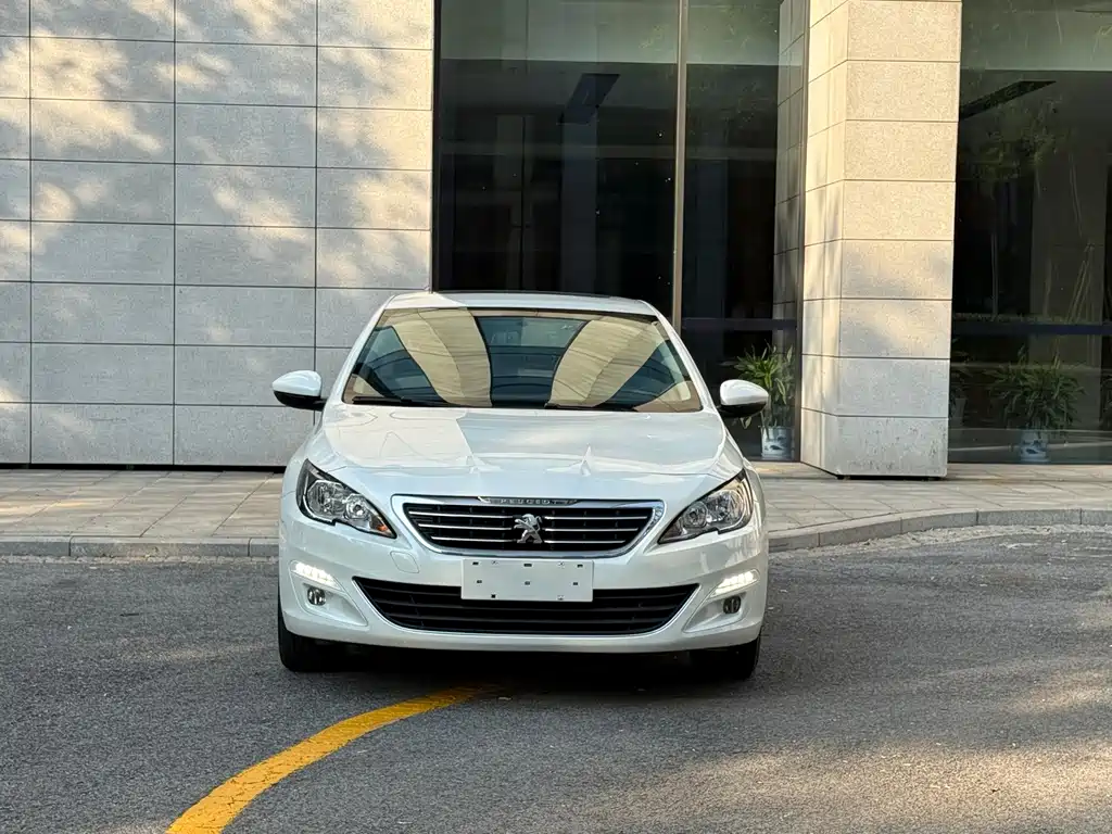 Peugeot 408 — миниатюра 2