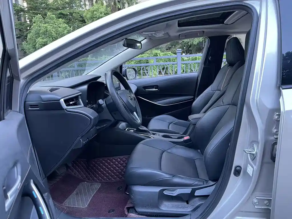 Toyota Lingshang 2021 2.0L Luxury
