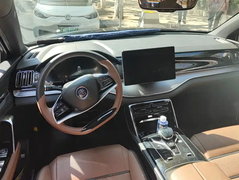 BYD Tang New Energy — миниатюра 12