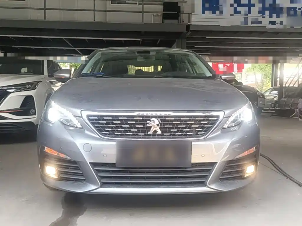 Peugeot 308 — миниатюра 3