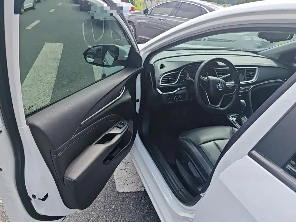 Buick Excelle — миниатюра 13