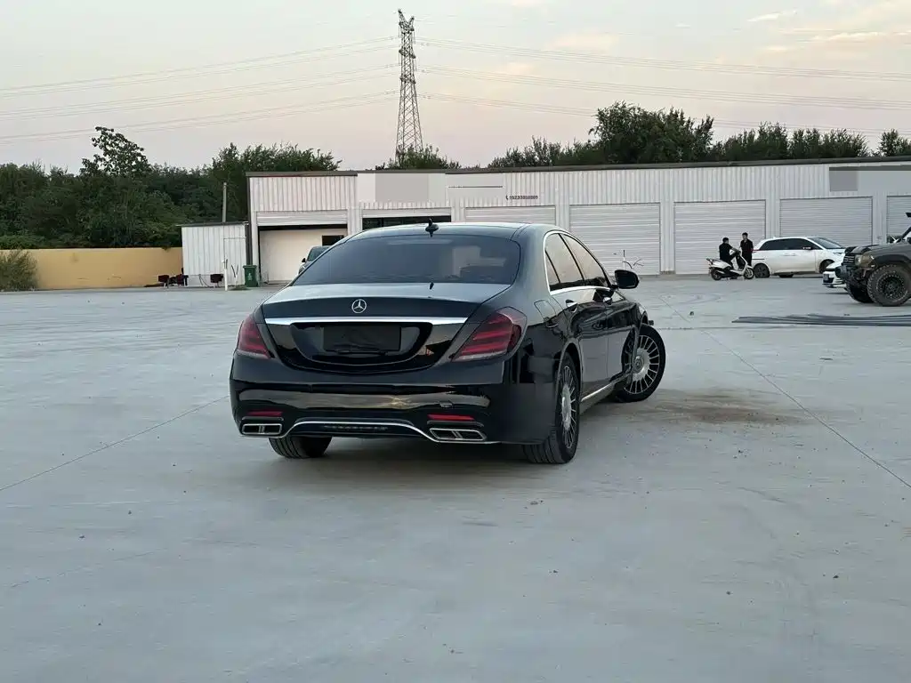Mercedes-Benz S-Class — миниатюра 7