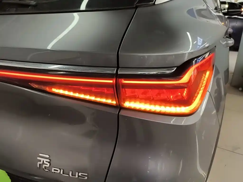 BYD Yuan Plus — миниатюра 8