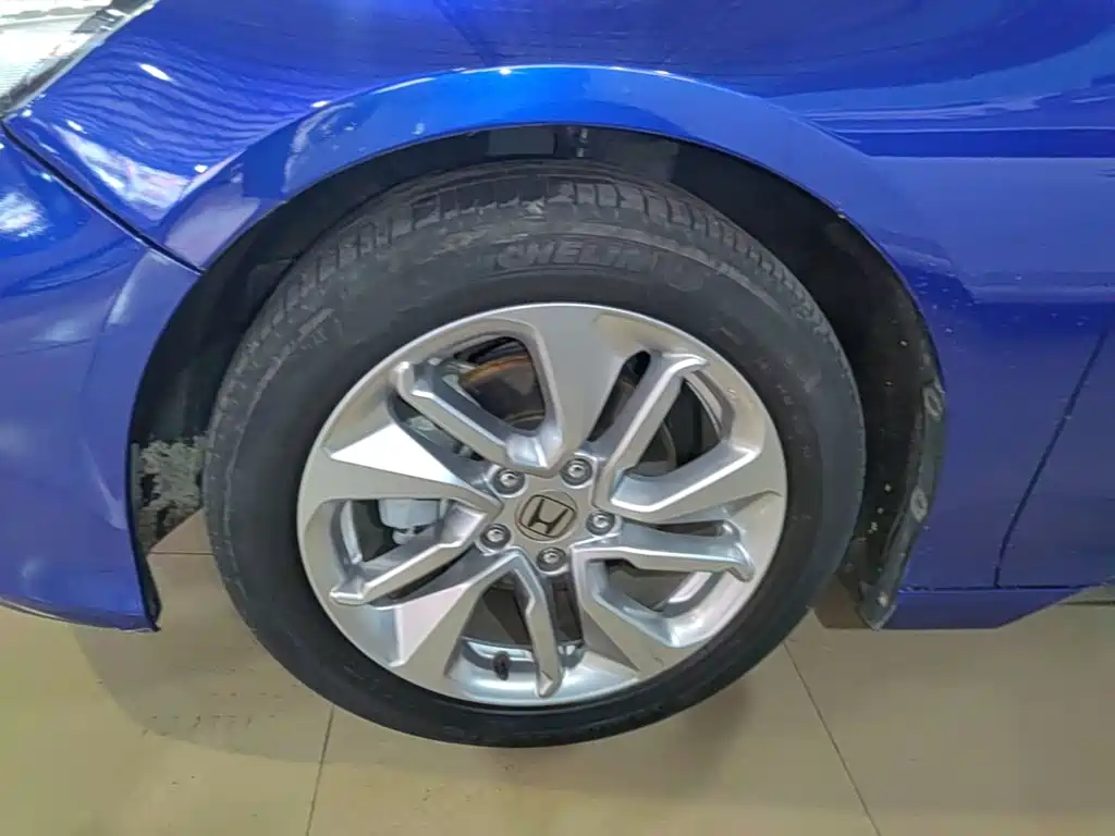 Honda Accord — миниатюра 23