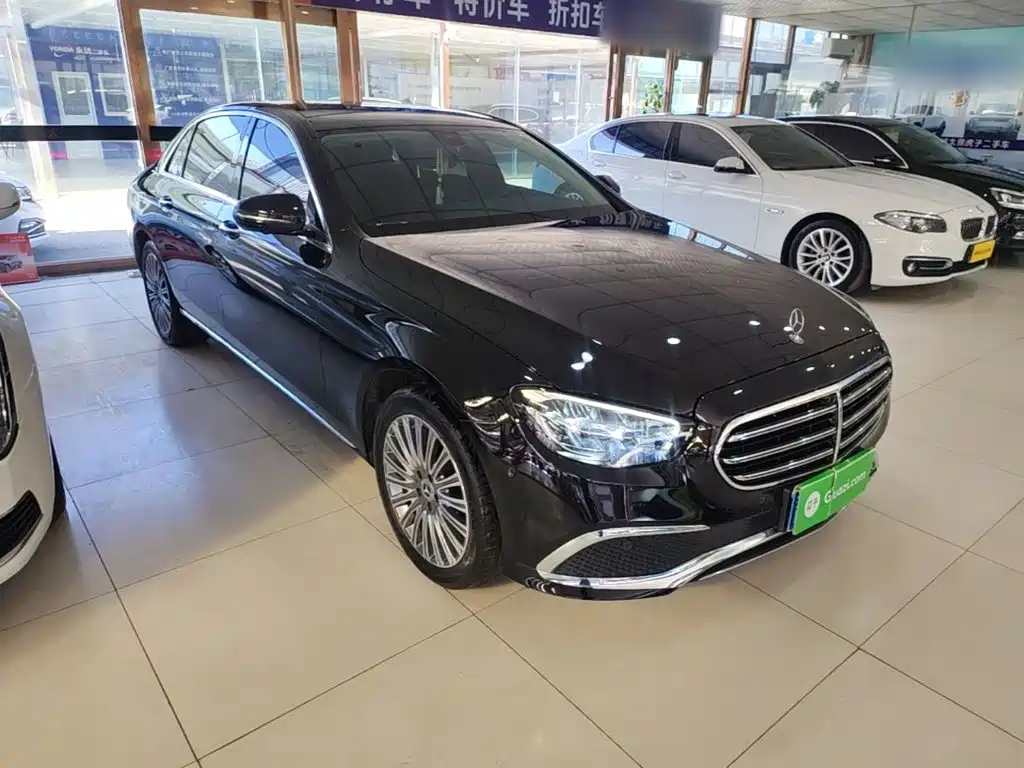 Mercedes-Benz E-Class — миниатюра 4