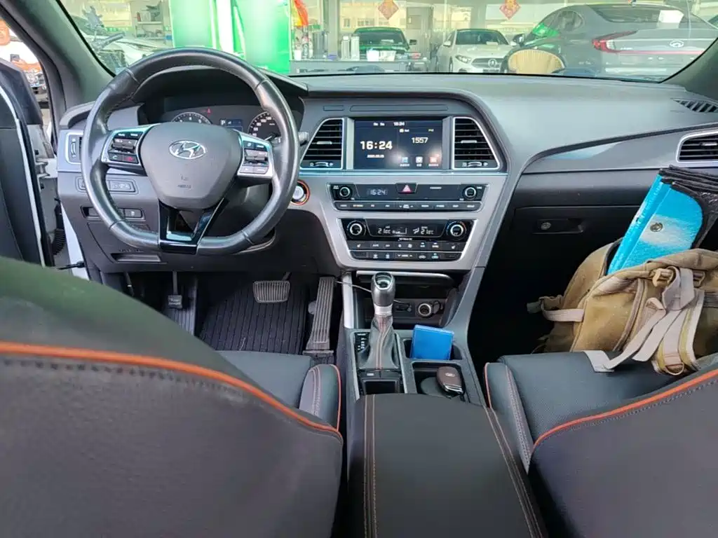 Hyundai Sonata — миниатюра 10