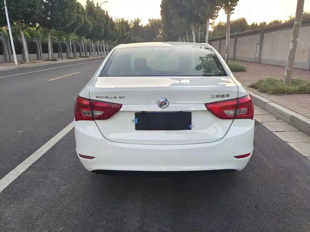 Buick Excelle — миниатюра 14