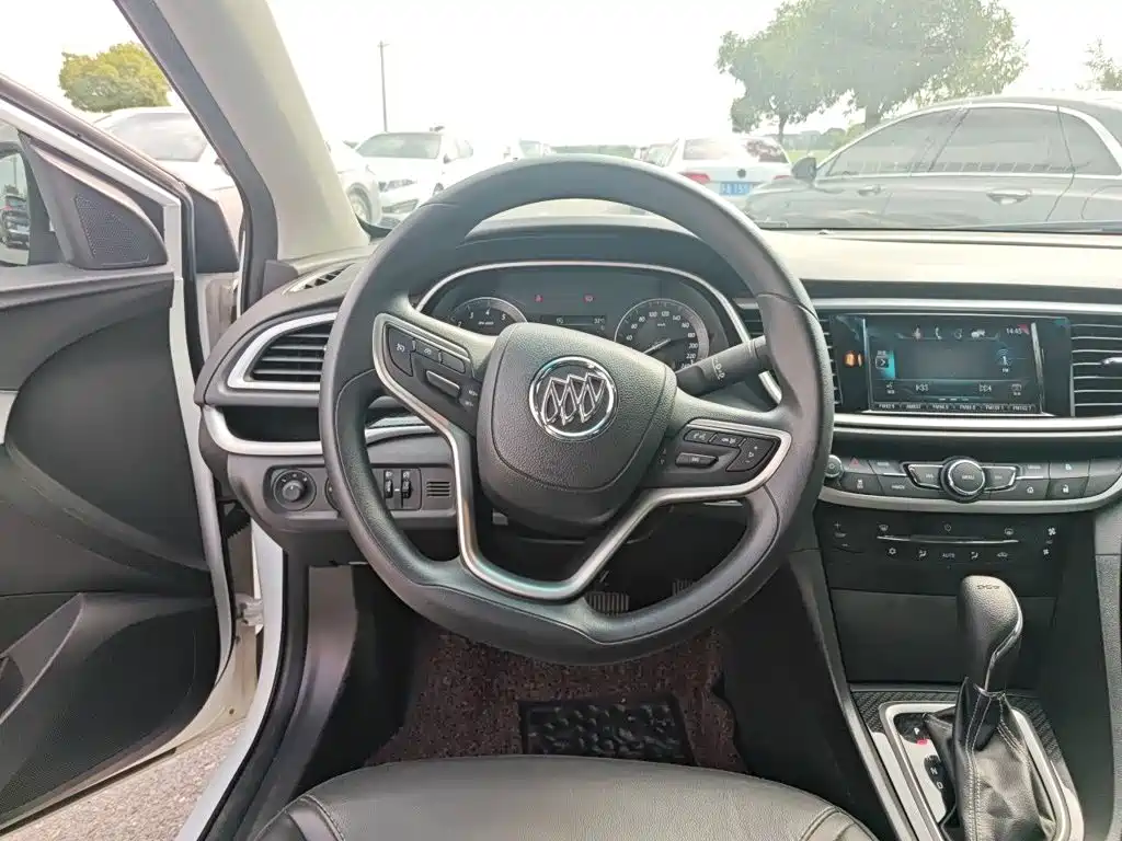 Buick Excelle — миниатюра 7