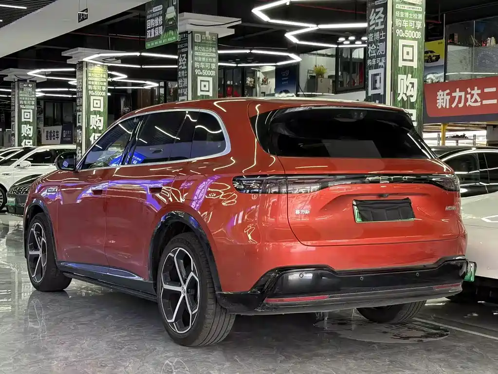 AITO AITO M6 — миниатюра 4