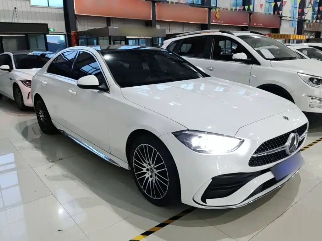 Mercedes-Benz C-Class — миниатюра 4
