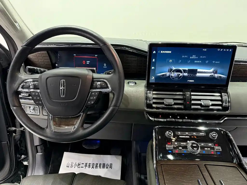 Lincoln Navigator — миниатюра 8