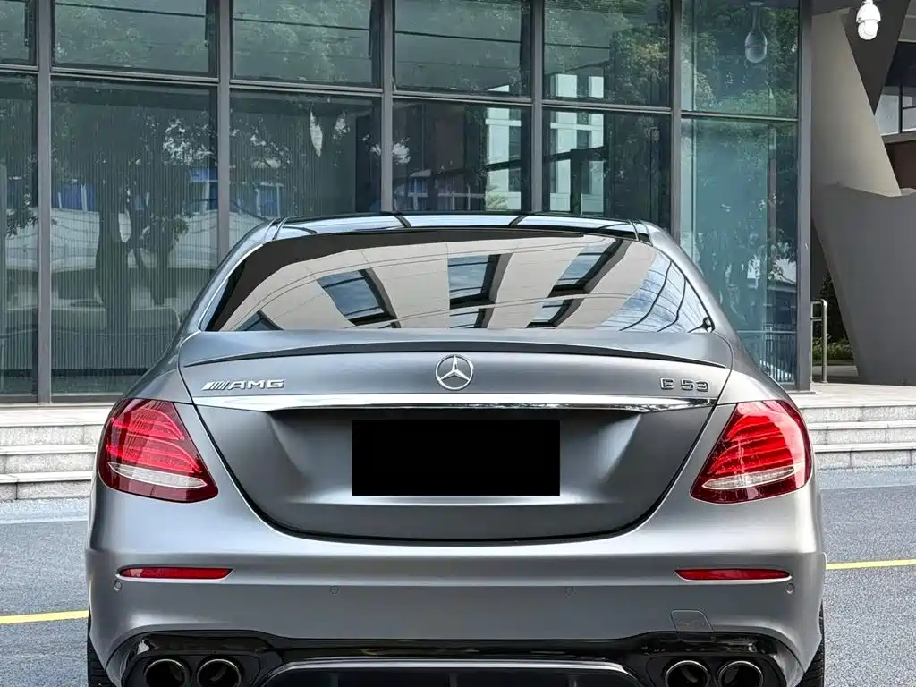 Mercedes-Benz E-Class AMG — миниатюра 4