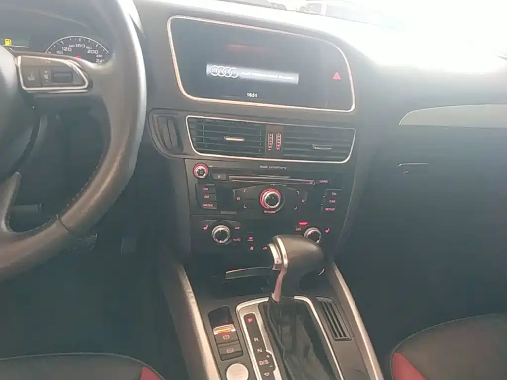 Audi Q5 — миниатюра 13
