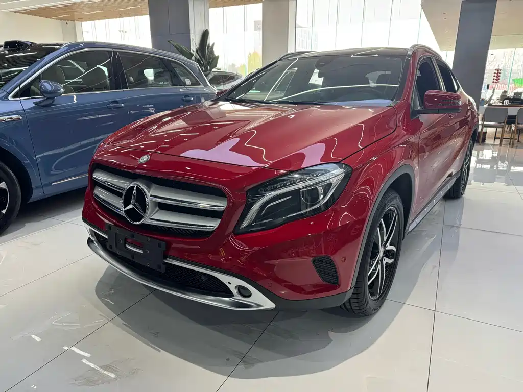 Mercedes-Benz GLA 2016