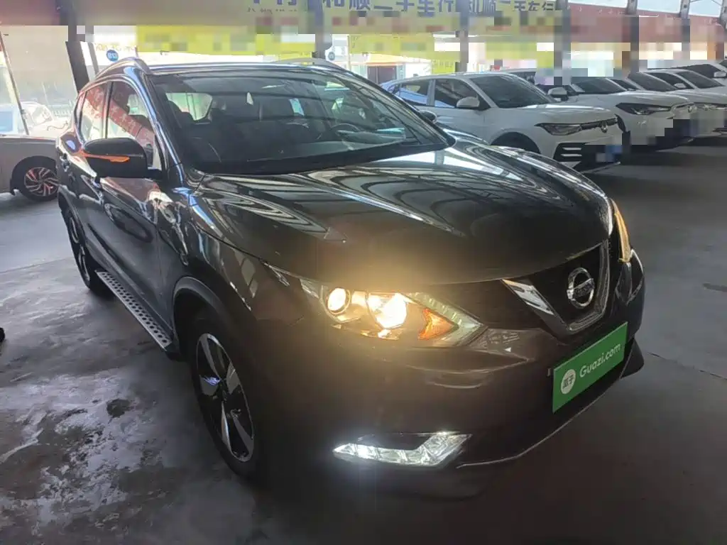 Nissan Qashqai — миниатюра 4