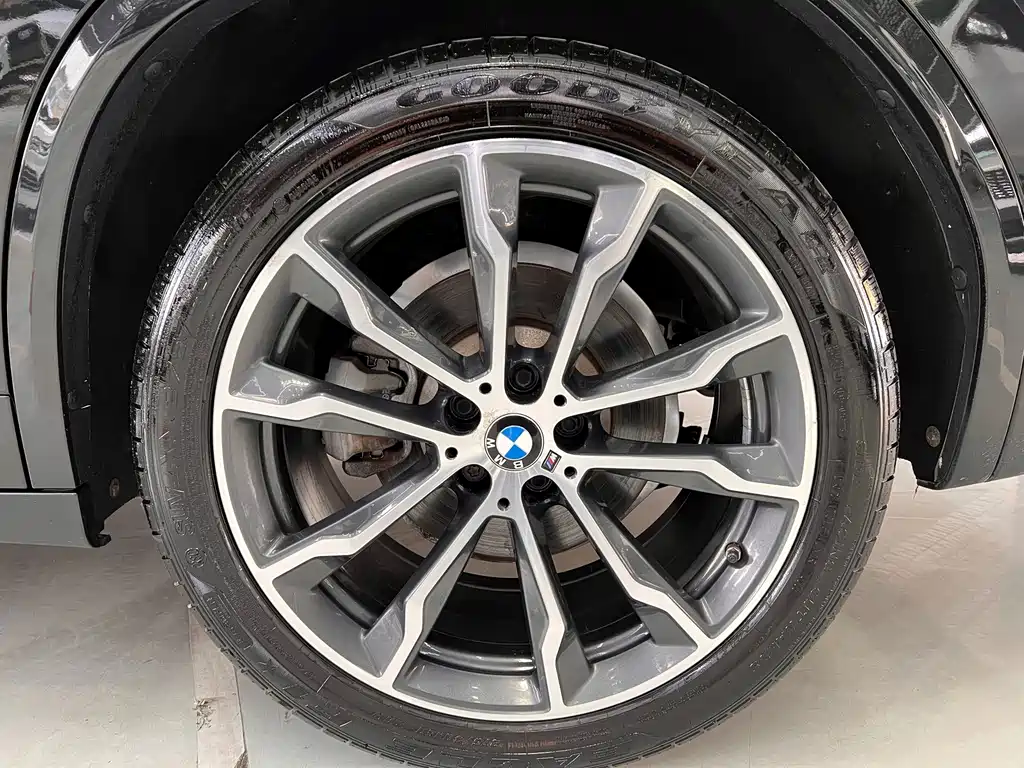BMW X3 — миниатюра 21