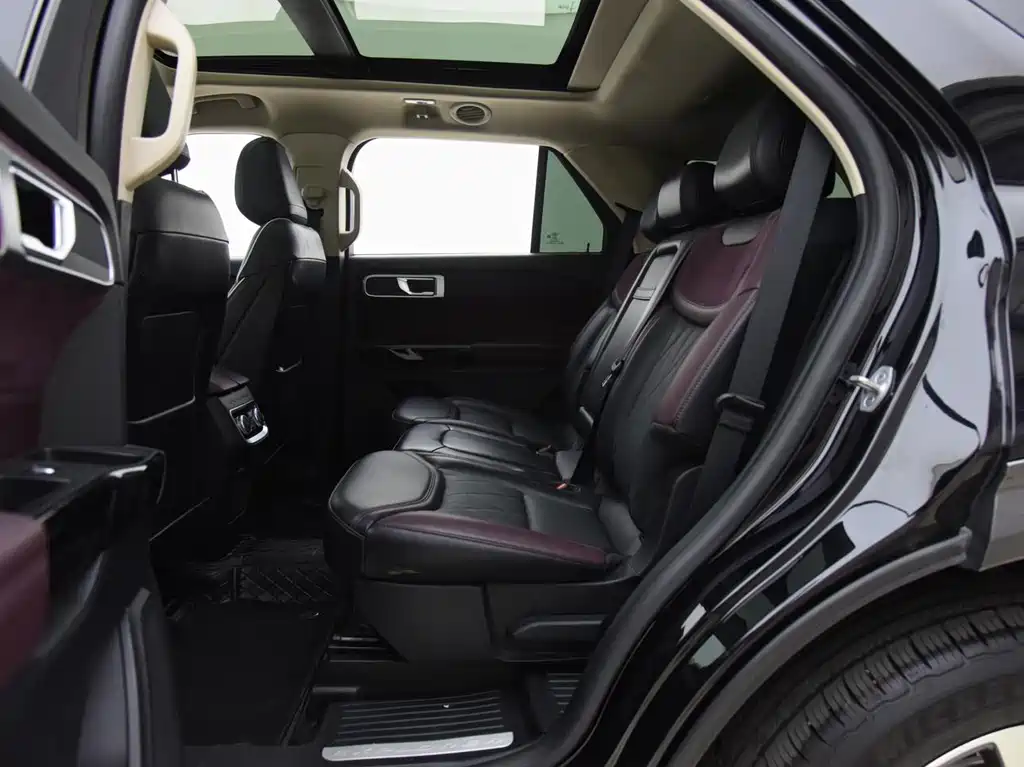Ford Explorer — миниатюра 15