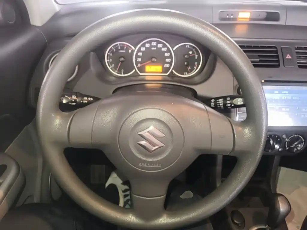 Suzuki Swift — миниатюра 11