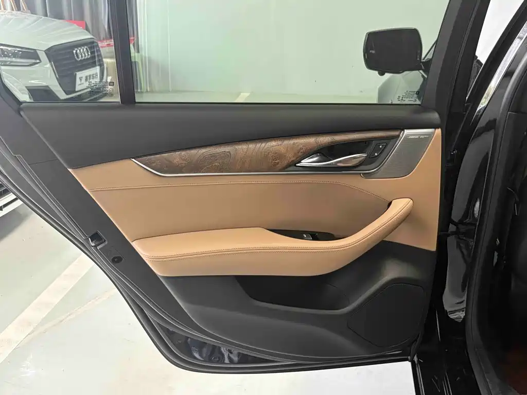 Cadillac CT5 — миниатюра 29