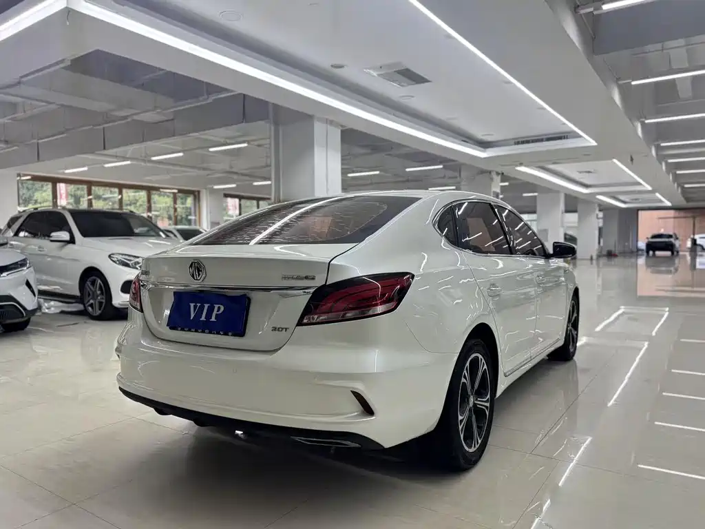MG MG6 — миниатюра 9