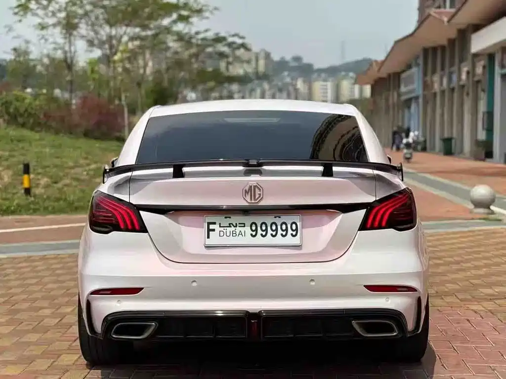MG MG6 — миниатюра 8