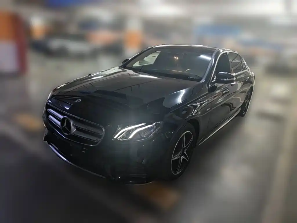 Mercedes-Benz E-Class — миниатюра 3