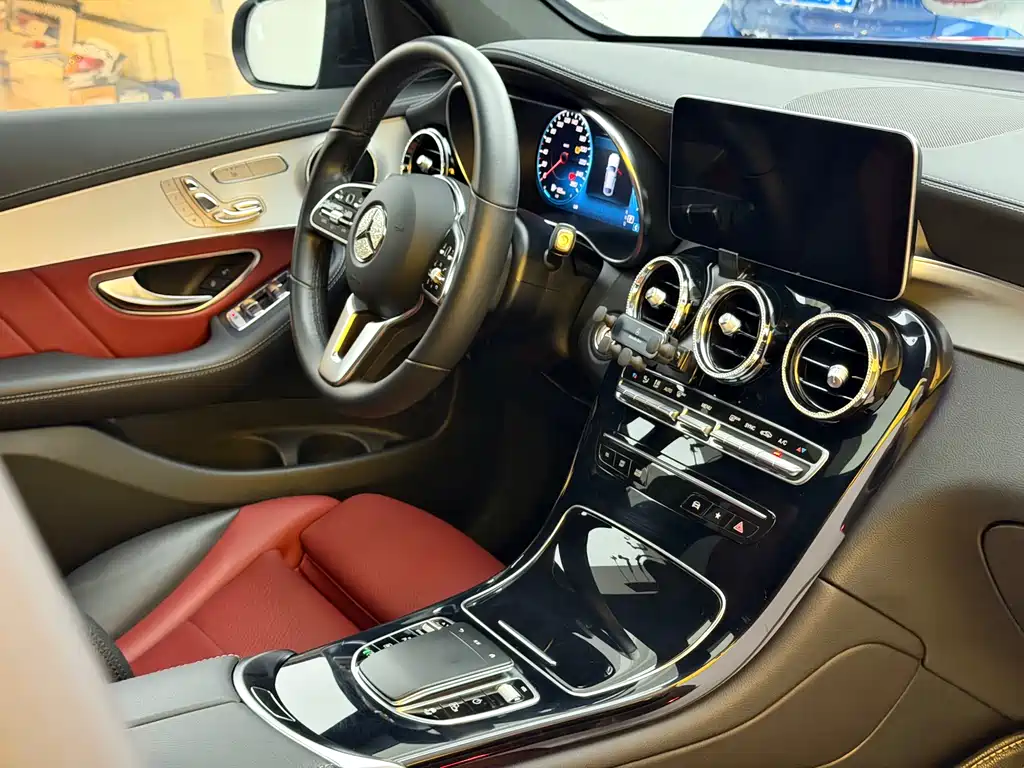 Mercedes-Benz GLC Coupe — миниатюра 12