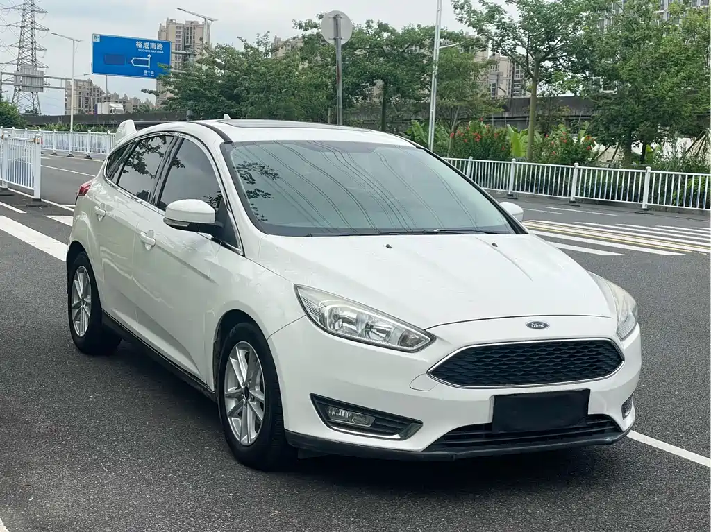 Ford Focus — миниатюра 4