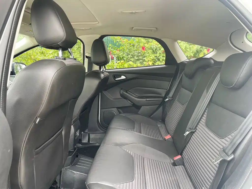Ford Focus — миниатюра 17