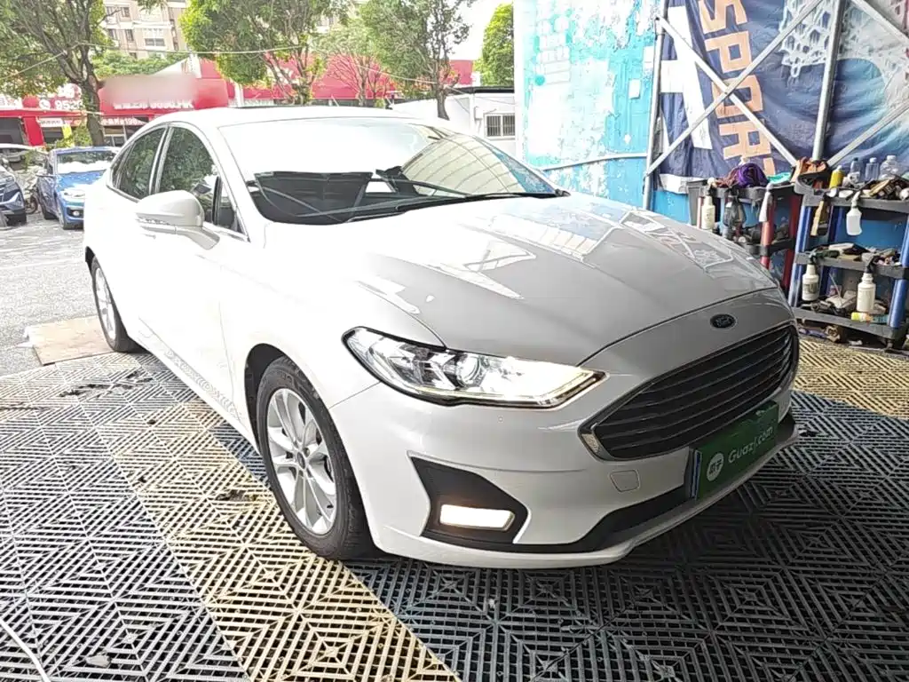 Ford Mondeo — миниатюра 4