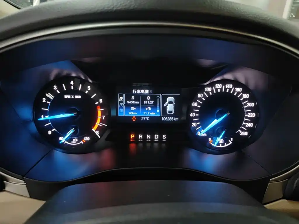 Ford Mondeo — миниатюра 12