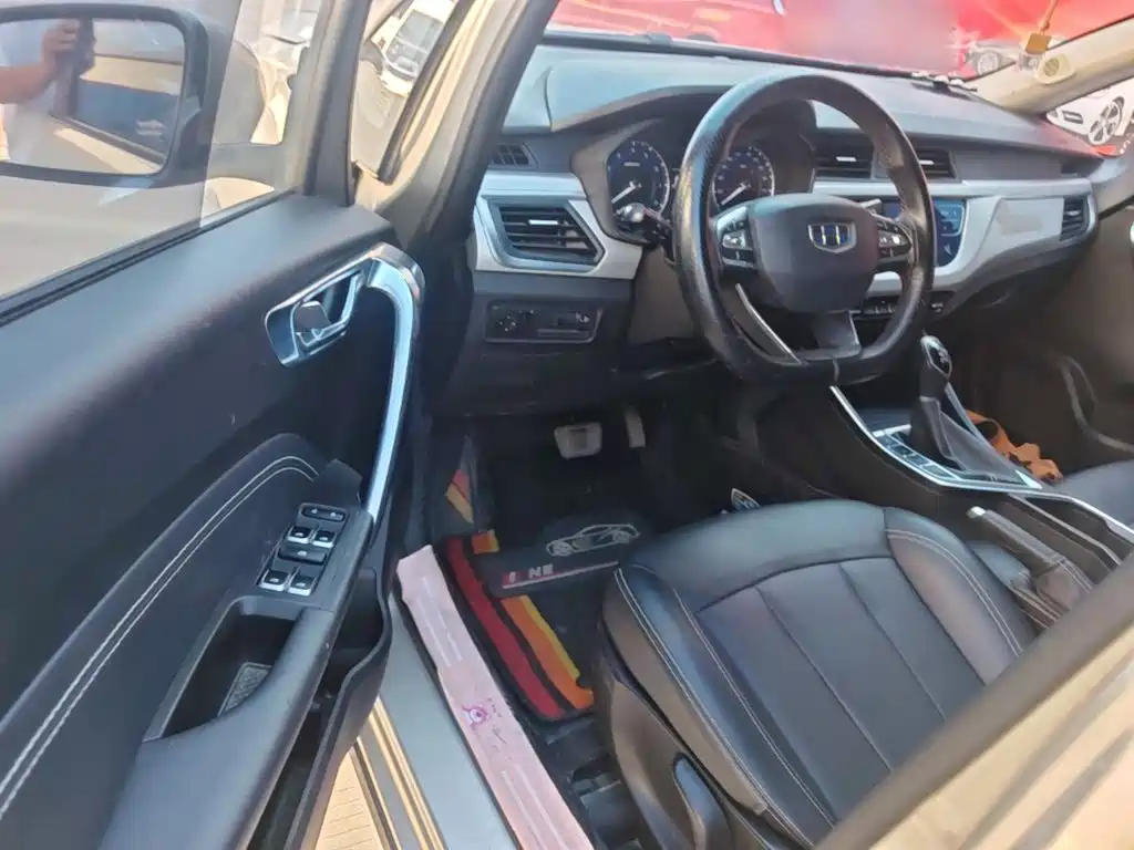 Geely Vision X3 — миниатюра 16