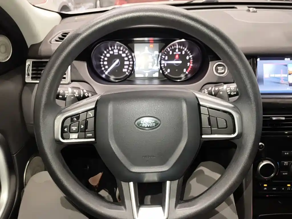 Land Rover Discovery Sport — миниатюра 11