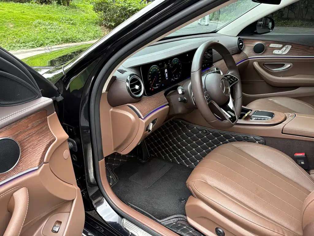 Mercedes-Benz E-Class E 2023 E 300 L Fashion