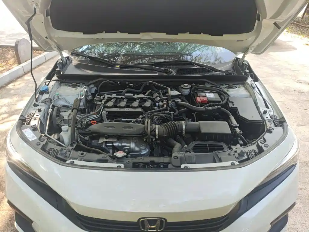 Honda Civic — миниатюра 16