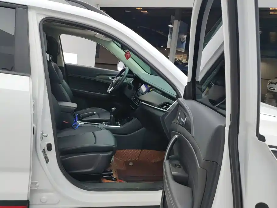 Changan CS35PLUS — миниатюра 8