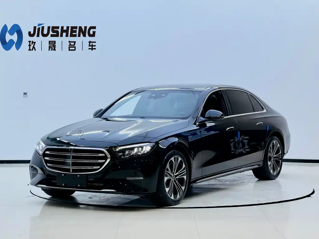 Mercedes-Benz E-Class 2024